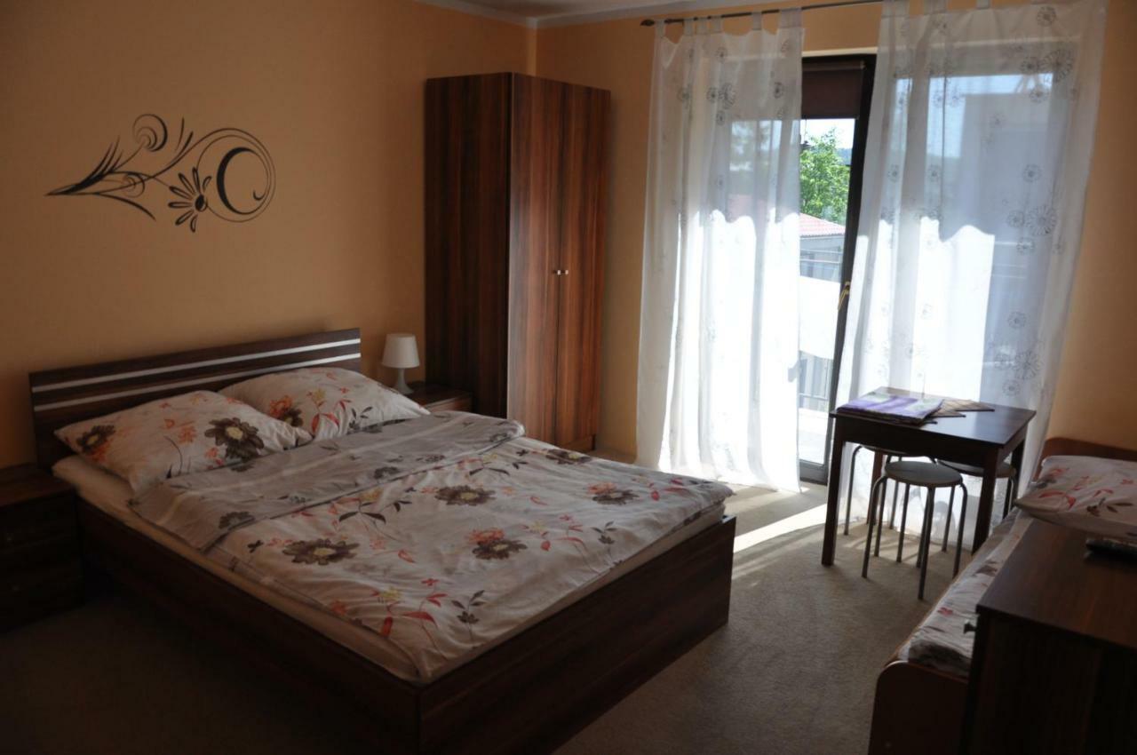 Privat overnatting Pod Debem